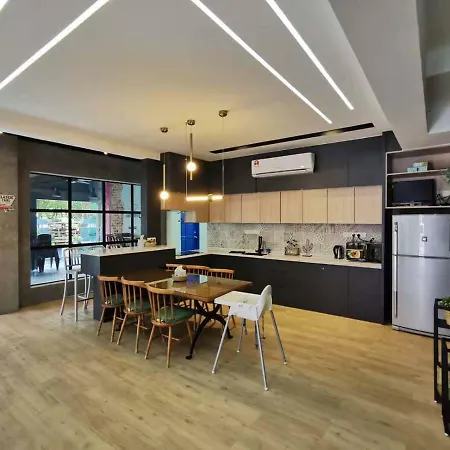 Oneriimba Private Pool & Garden Residence Johor Bahru Exterior photo