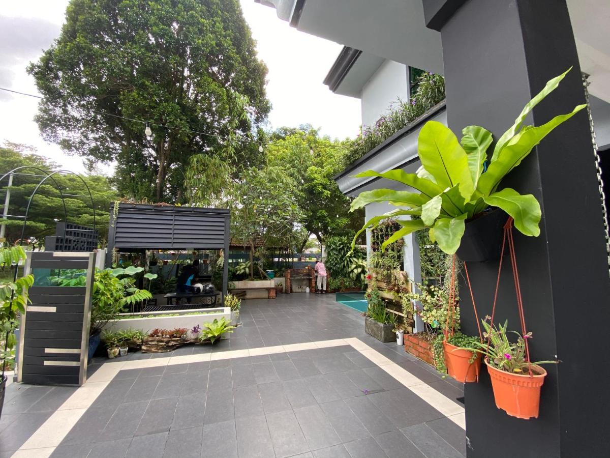 Oneriimba Private Pool & Garden Holiday home