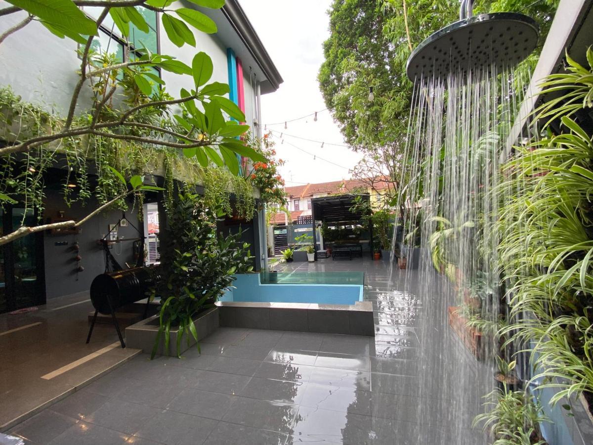 Oneriimba Private Pool & Garden Holiday home Johor Bahru