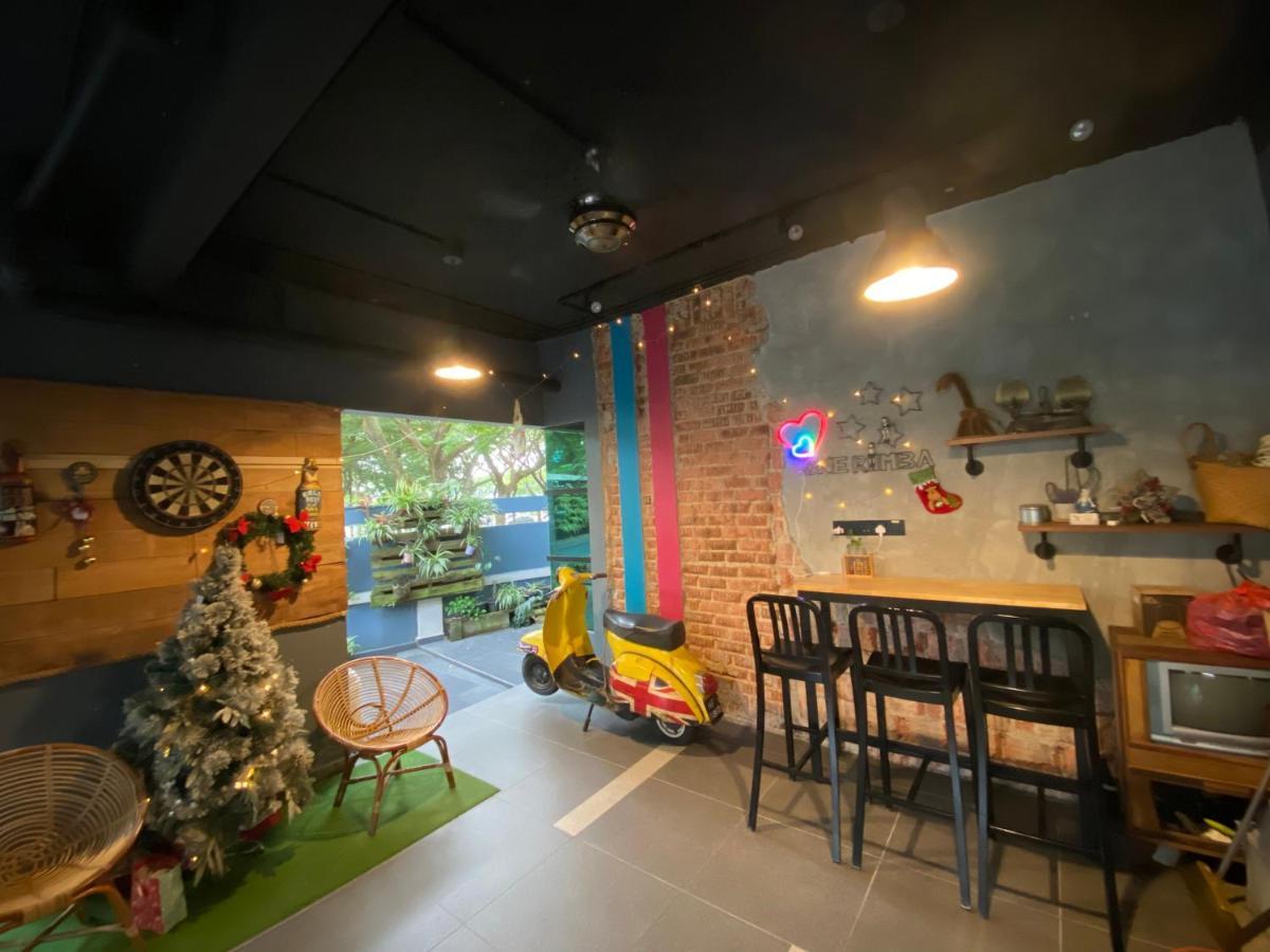 Oneriimba Private Pool & Garden Holiday home Johor Bahru