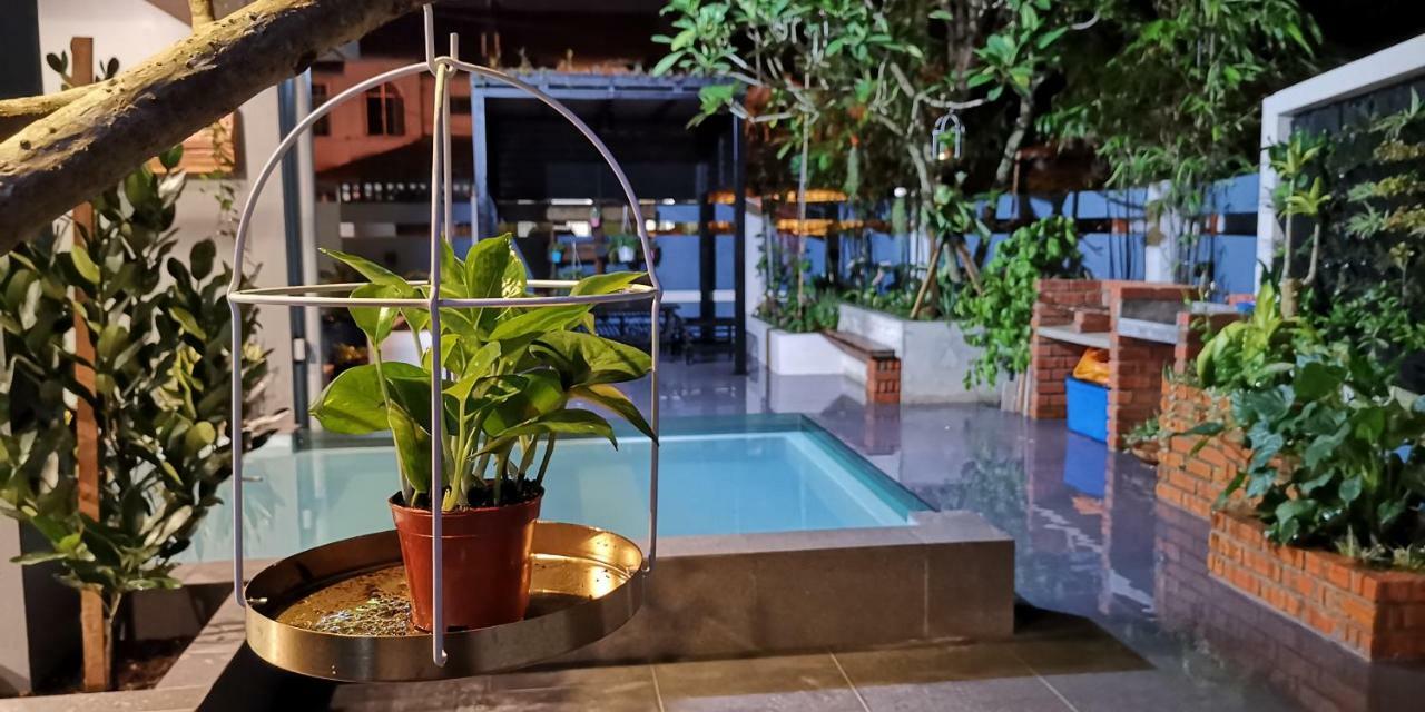Oneriimba Private Pool & Garden Johor Bahru
